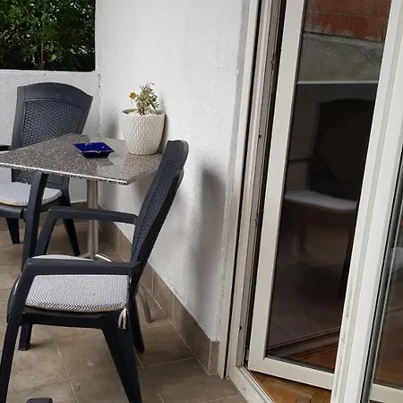 شقة Apartman Zaara